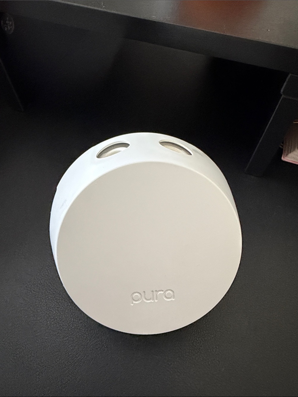 Pura 4 White Round Home Fragrance Diffuser